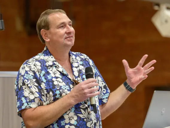 Dr. Alan Nighorn